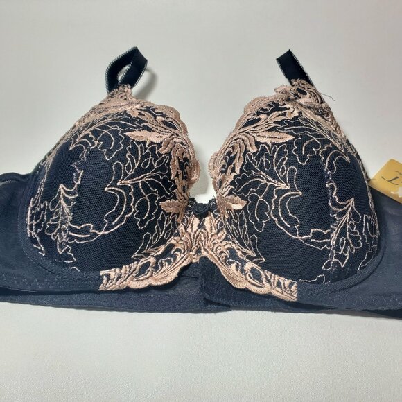 Q T Intimates Bra & Pant Set – Black with Gold Embroidery Lace Overlay NEW - Picture 2 of 9
